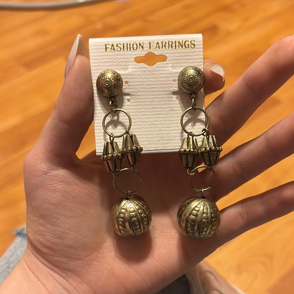 Gold Fashion Earrings